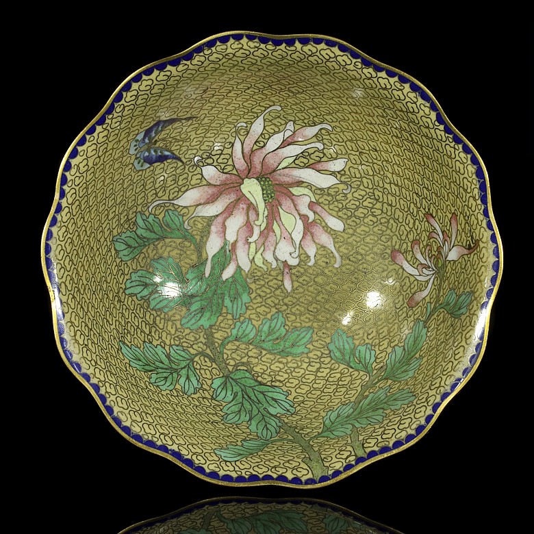 Enamel bowl 