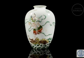 Enamelled porcelain vase ‘Sage and Dragon’, with Yongzheng Seal