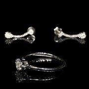 Set of earrings and ring in white gold and diamonds