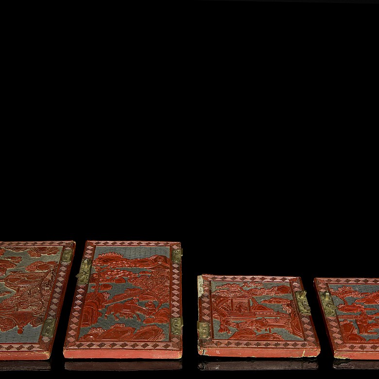 Set of four small carved and lacquered wooden doors, Qing dynasty. - 3