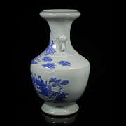 Blue and white vase with celadon background “Nobles and sages”, Qing Dynasty