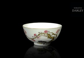 Chinese porcelain bowl, 20th century