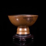 Pequeña copa de cerámica esmaltada, dinastía Qing