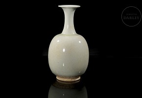 Glazed porcelain vase, Qing dynasty