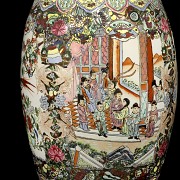 Cantonese enameled vase with palace scenes, 20th century