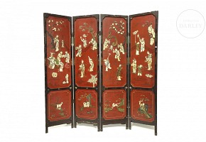 Inlaid lacquered wood folding screen, Qing dynasty