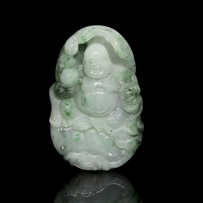 Natural jadeite ‘Buddha’ necklace, Qing dynasty