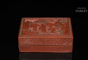 Caja rectangular de laca de cinabrio, dinastía Qing