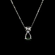 White gold with tsavorite and brilliant pendant - 3