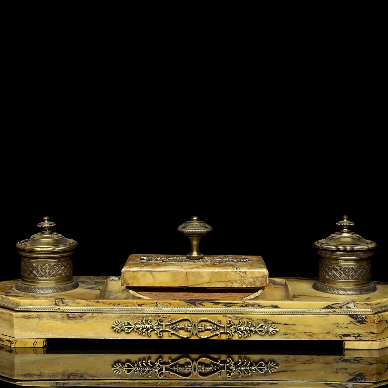 Double inkwell in yellow marble, Empire style, 19th century