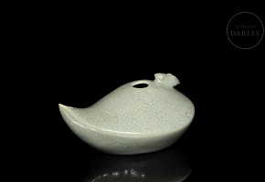 Song-style glazed ceramic water vessel ‘Ruyao’