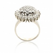 18k white gold ring with diamonds