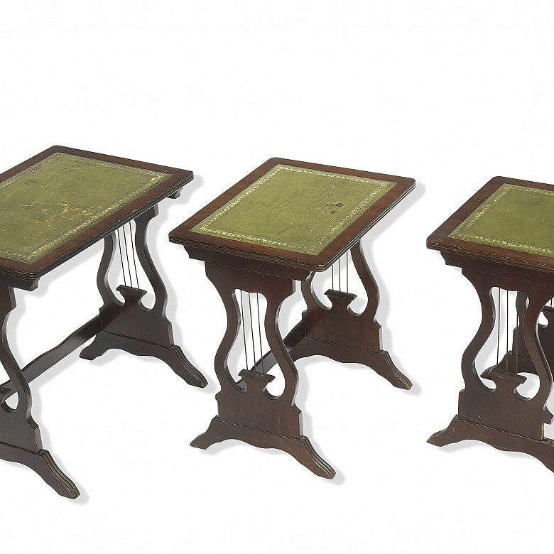 Nesting tables with leather top, Regency style, 20th century