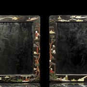 Pair of inlaid wooden mirrors, Qing dynasty.