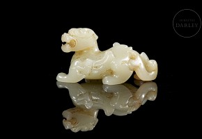 Carved jade figurine ‘Beast’, Han dynasty