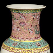 Chinese vase with ladies and palace, 20th century