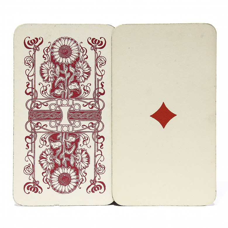 Card game with box. (First half of the 20th century)