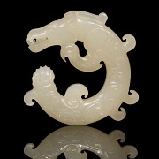 White jade dragon, Eastern Han Dynasty