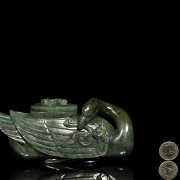 Swan-shaped jade vessel, 19th-20th century