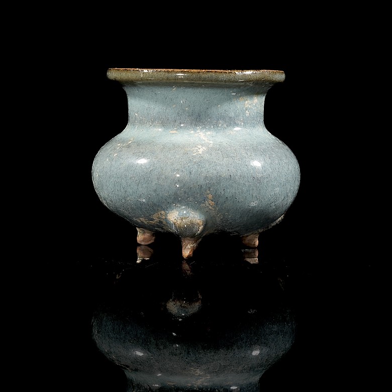 Junyao tripod censer, Yuan dynasty