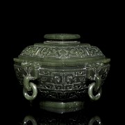 Spinach green jade “Gui” vessel, Qing dynasty