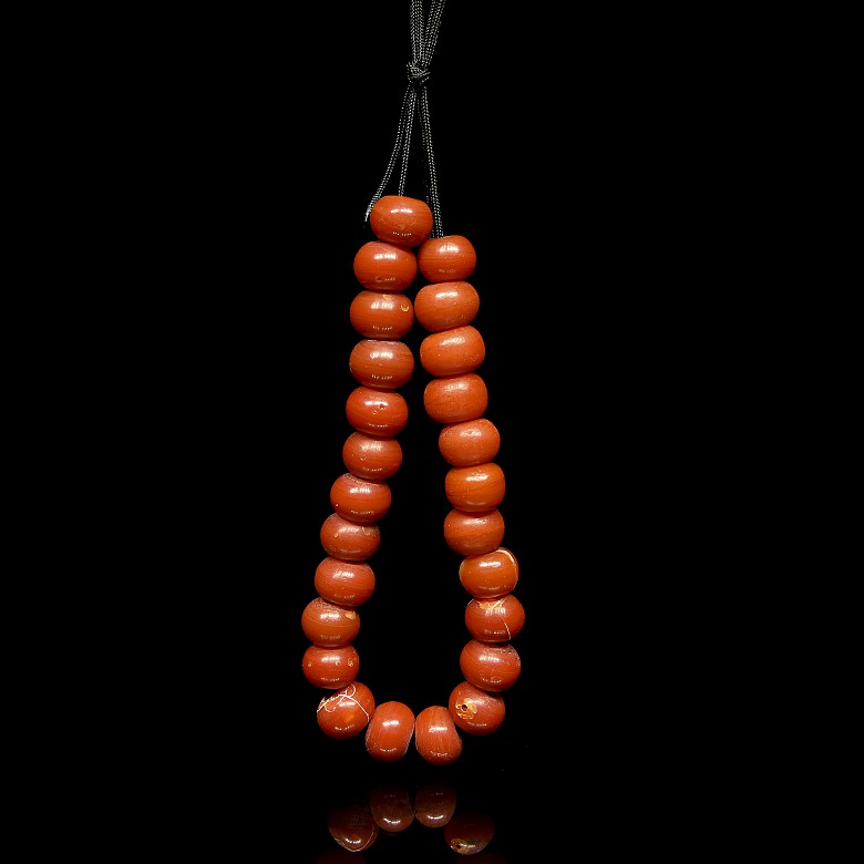 Red glass bead necklace, late Qing dynasty