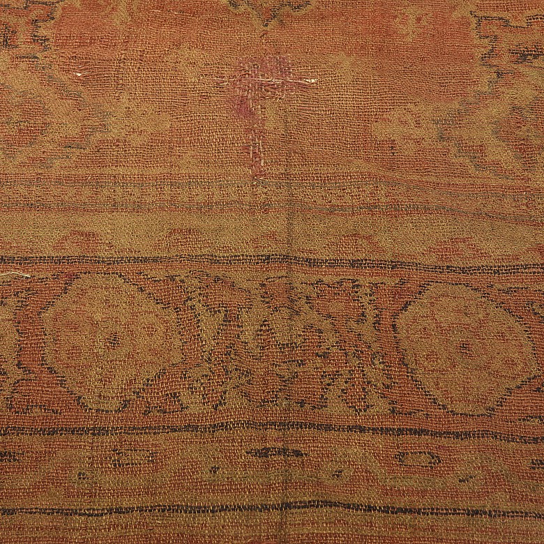 Large antique Persian Bakshaish rug, 16th-18th century.