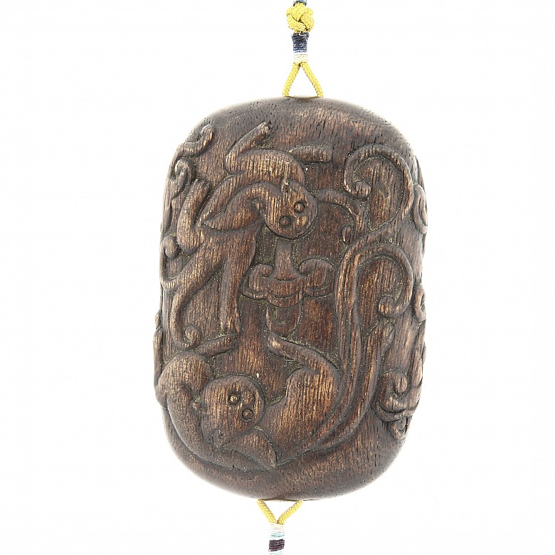 Chinese carved wooden plaque, 19th century