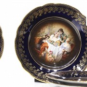 Platos decorativos de porcelana, Ackermann und Fritze Royal Vienna, s.XX