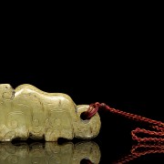 Carved jade ‘Tiger’ pendant, Western Zhou dynasty