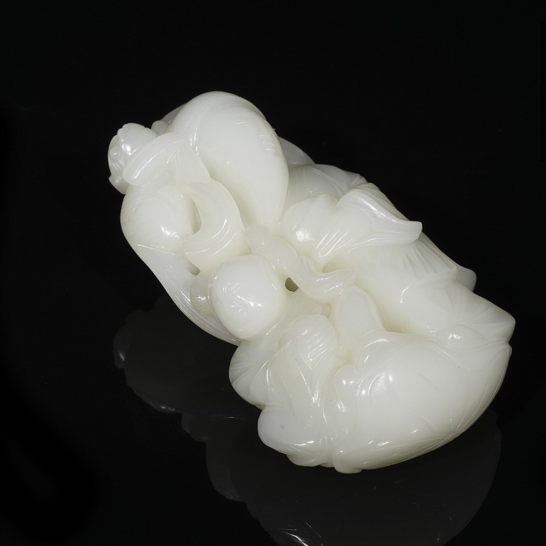 White jade figure 'Elder and Child', Qing dynasty, Qianlong