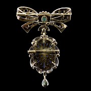 Elizabethan style, diamond and emerald pendant brooch