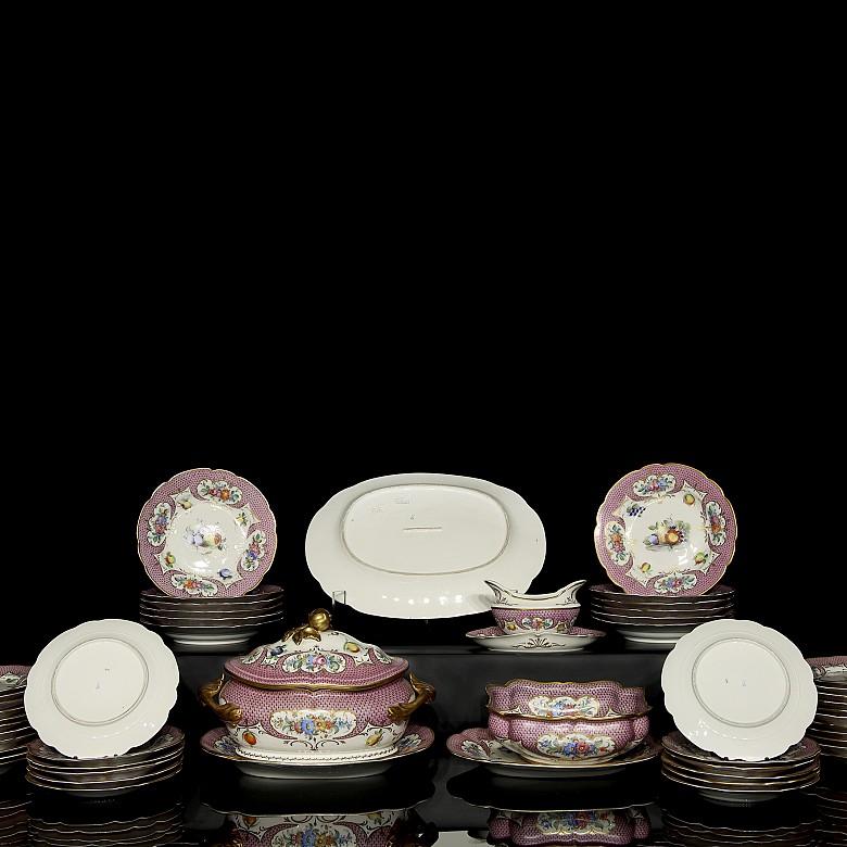 Polychrome and gilded porcelain tableware, Meissen