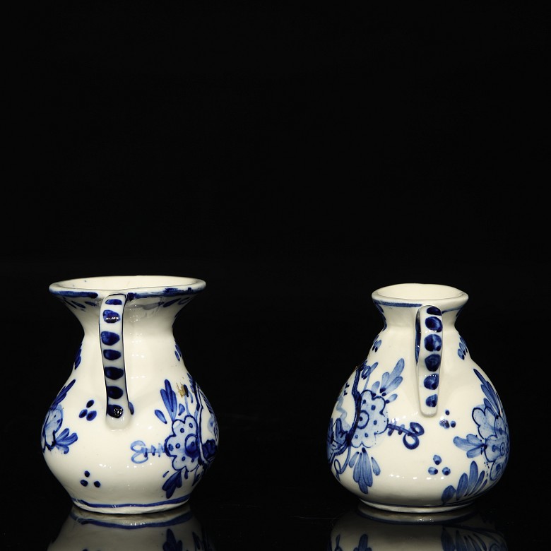 Two German porcelain vessels - 10