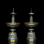 Pair of cloisonné candlesticks, Qing dynasty, Qianglong period