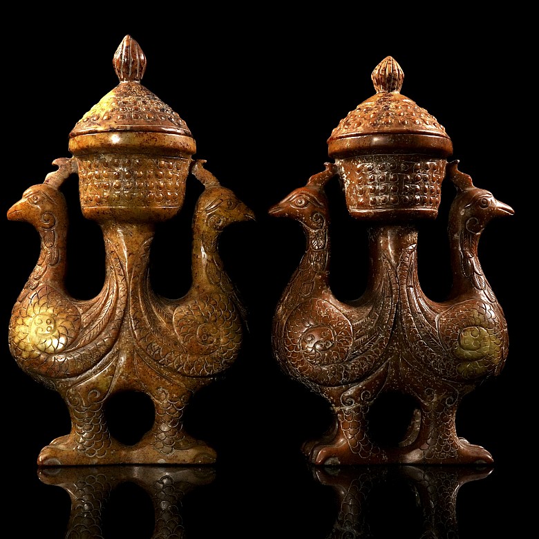 Pair of stone vessels ‘Birds’, Han style