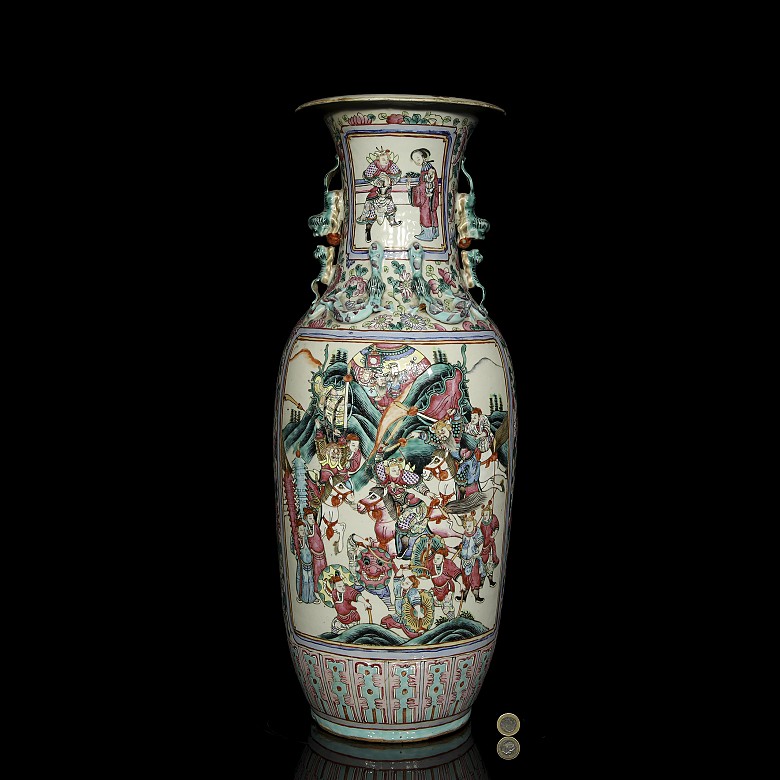 Porcelain vase “ famille rose”, Qing dynasty