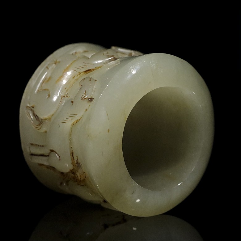 Anillo de jade con caballos, dinastía Ming-Qing