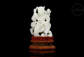 Hetian white jade figurine “Child and dogs”, Qing dynasty