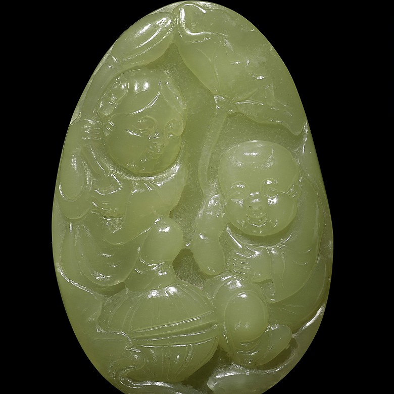 Carved yellow jade medal, Qing dynasty, 19th century