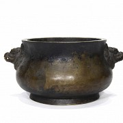 Bronze censer, Qing dynasty.