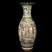 Cantonese enameled vase with palace scenes, 20th century