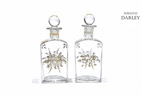 Two glass bottles with lid. 19th century