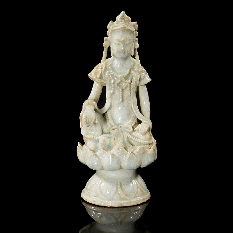 Ceramic figure with celadon glaze ‘Guanyin’, Yuan style