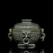 Spinach green jade “Gui” vessel, Qing dynasty