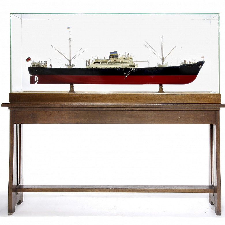 Christel Stührmann (act. 1899 - 1998) Model of the Dampfer 