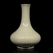 Chinese vase with high neck, 20th century