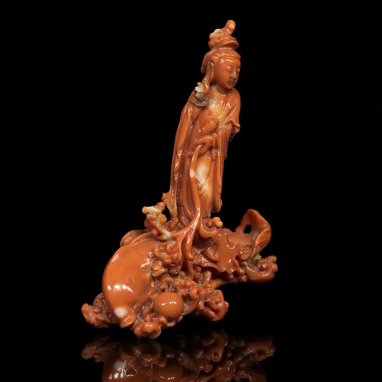 Small Chinese coral figurine 