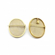 Pair of cameos in 18k yellow gold