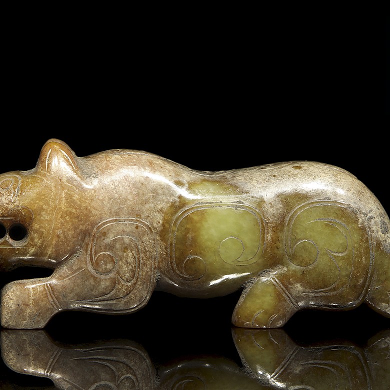 Jade ‘Beast’ figurine, Western Zhou dynasty